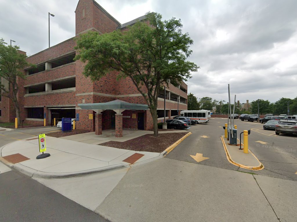 ChargePoint Charging Station in Grosse Pointe Farms
