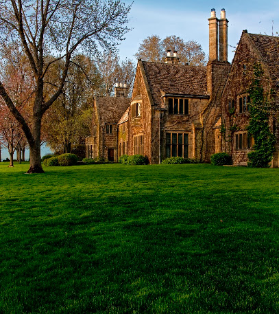 A business in Grosse Pointe Shores