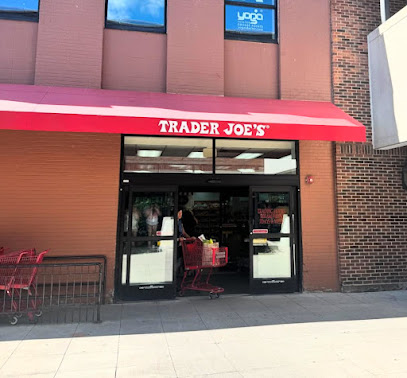 A business in Grosse Pointe (City)