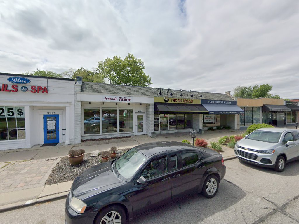 Jeannie Tailor in Grosse Pointe Woods